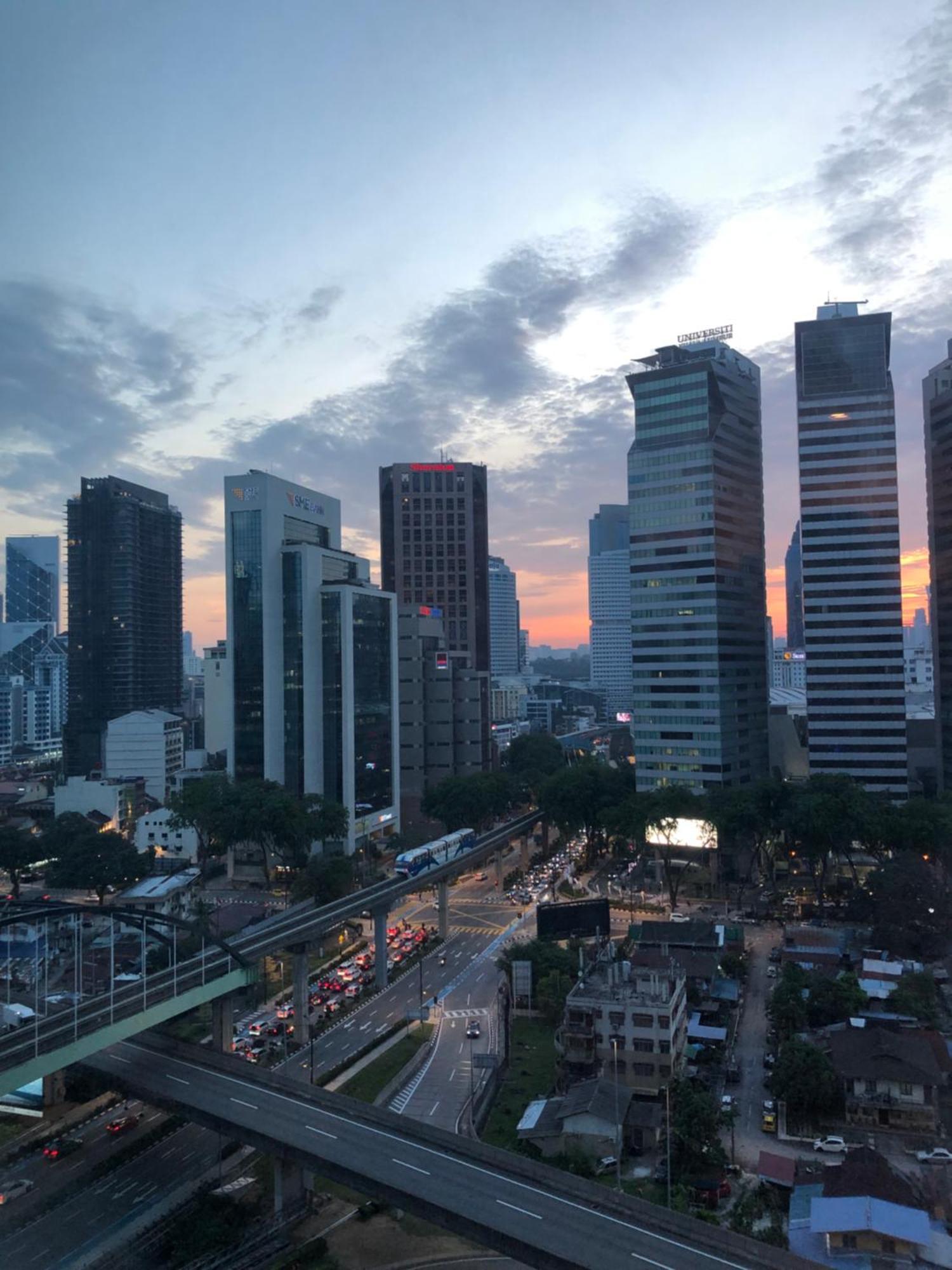 Platinum Klcc Pool View Appartement Kuala Lumpur Buitenkant foto