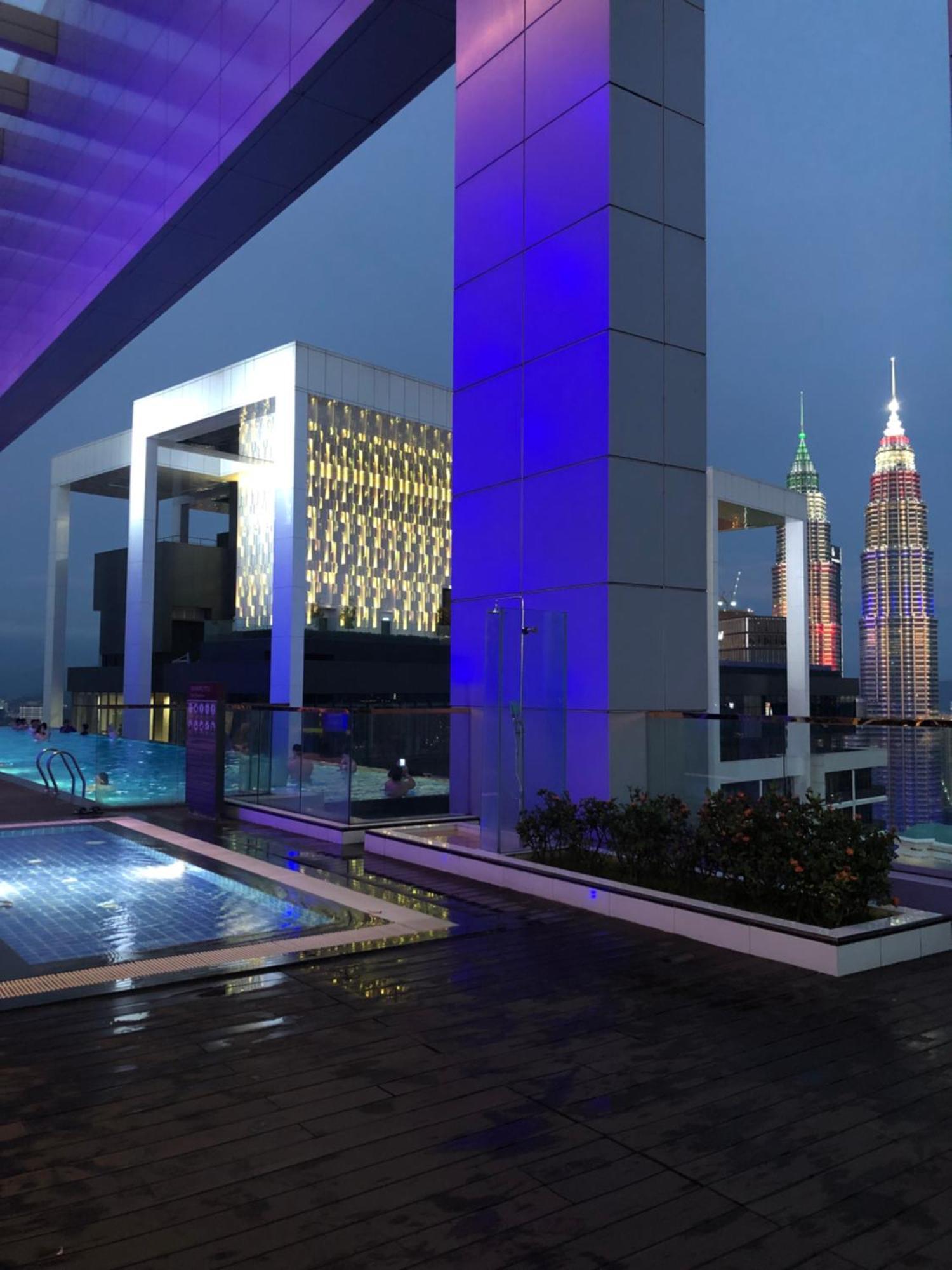 Platinum Klcc Pool View Appartement Kuala Lumpur Buitenkant foto