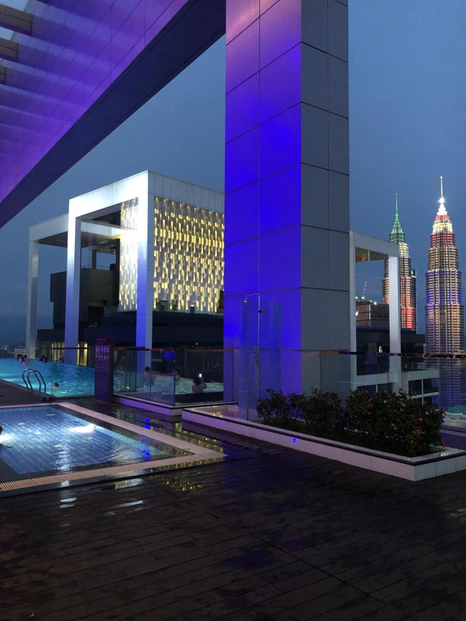 Platinum Klcc Pool View Appartement Kuala Lumpur Buitenkant foto